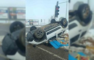 Gaziantep’te iki otomobil çarpıştı: 3 yaralı