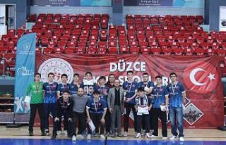 Genç erkekler futsal heyecanı sona erdi