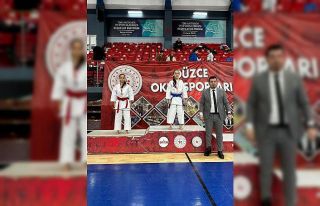 Gençler karatede tatamiye çıktı