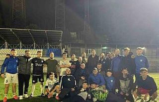 Gördes Engelliler Derneği’nden Altıntaş Spor’a...