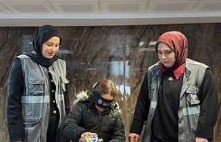 Gözlerini bağlayıp su doldurdular: Öğrencilere...