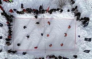 Gümüşhane’de 33. Kar Voleybolu Şenliği Ahmet...