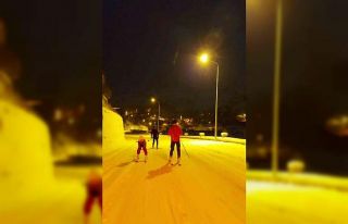 Gümüşhane’de kayakçılar kar yağışını fırsata...