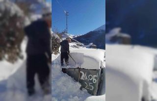 Gümüşhane’de vatandaşların zorlu kış mesaisi