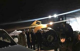 Hastaya ulaşmak için 4 saat boyunca yol açıldı