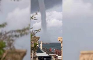 Hatay’da denizde hortum oluştu