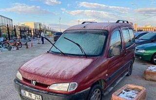 Hava sıcaklığı sıfır derecenin altına düştü,...