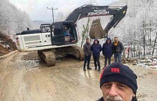 Heyelan nedeniyle kapanan yol onarıldı