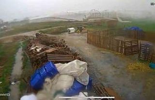 Hortum saniyeler içinde serayı yerle bir etti: O...