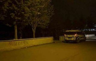 Husumetli 3 şahıs baba ve oğula saldırmış