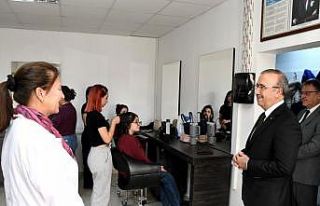 İl Milli Eğitim Müdürü Aydın, Halk Eğitim Merkezi’ndeki...