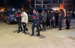 İnegöl’de 9 kaçak göçmen yakalandı