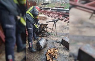 Isınmak için kovaya atılan tiner patladı, itfaiyenin...