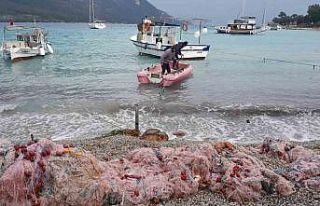 İskeleler kalktı, kadın balıkçılar balıkçılığı...