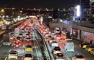 İstanbul’da trafik yoğunluğu yüzde 83’e ulaştı
