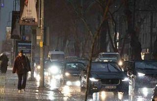 İzmir’de metrekareye 47.5 kilogram yağış düştü