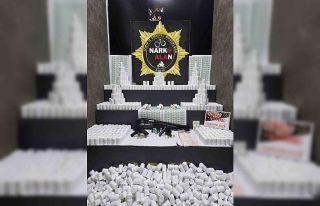 İzmir’de uyuşturucu operasyonu: 3 gözaltı