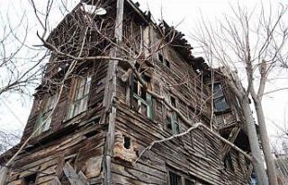 İzmit’in tarihe tanıklık eden evleri restorasyon...