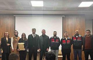 Jandarmadan öğrencilere sosyal medya güvenlik eğitimi