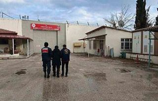 Jasat, sahte jandarmayı kısa sürede yakaladı