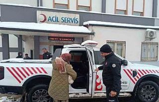 Kahta’da sıcak yemek, çorba ve ekmek dağıtımı