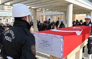 Kalp krizi sonucu vefat eden polis memuru son yolculuğuna...