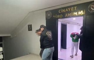 Kan lekesi, annesini öldüren zanlıyı ele verdi