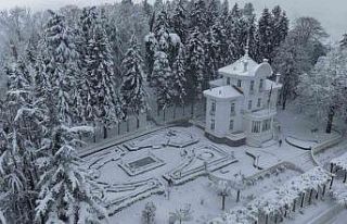 Kar Trabzon’u beyaza bürüdü