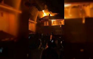 Karabük’te iki katlı evde korkutan yangın