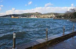 Karadeniz Ereğli’de fırtına etkili oldu