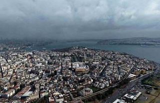 Karlı havanın etkili olduğu Tarihi Yarımada havadan...