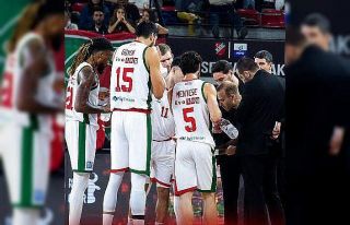 Karşıyaka Basketbol, üçüncü galibiyetini aldı