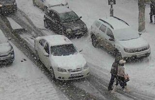 Kars’ta son 15 yılın en yoğun kışı yaşanıyor