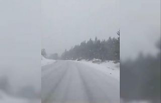 Kastamonu’da yüksek rakımlı bölgelerde kar yağışı...