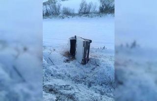 Kaygan zemin kazaya neden oldu: 1 yaralı