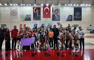Kayseri Yıldız Kızlar Voleybol Süper Ligi tamamlandı