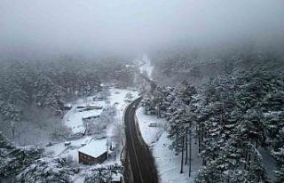 Kazdağları beyaza büründü, manzara nefes kesti