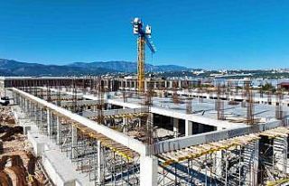 Kınık Toptancı Hal Kompleksi bölgenin tarımsal...