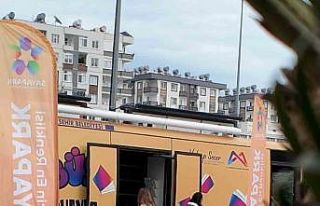 Kitaplar yola çıktı, durağı Sayapark oldu