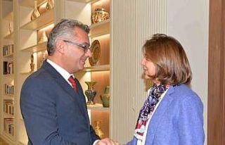 KKTC Cumhurbaşkanı Tufan Erhürman, Holguin ile...