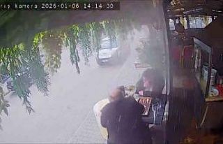 Klima borusu bomba gibi patladı: Müşteriler sokağa...