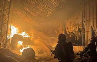 Kocaeli’de atık naylon deposunda yangın