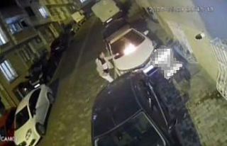 Komşular park yeri nedeniyle tartıştı, arabanın...