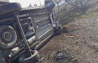 Kulu’da kontrolden çıkan kamyonet devrildi