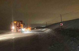 Kurubaş Geçidi ulaşıma kapatıldı