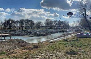 Kuruyan Sakarya Nehri’nin doğduğu nokta da DSİ’nin...