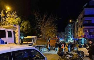 Kuşadası’nda belediye ekipleri karşı karşıya...