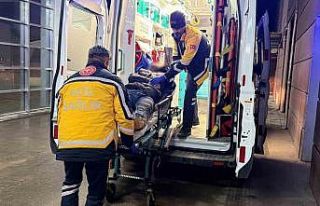 Madde kullandığı iddia edilen 2 şahıs hastaneye...