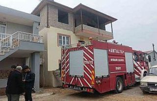 Manavgat’ta sobadan çıkan yangın korkuttu