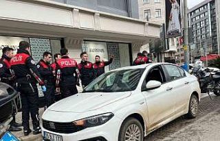 Manisa’dan çaldıkları altını İzmir’de bozdurmak...